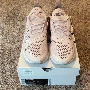 Women’s Air Max 270